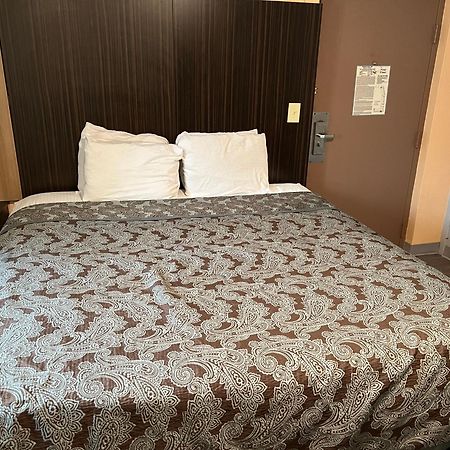 University Manor Inn Buffalo Zewnętrze zdjęcie